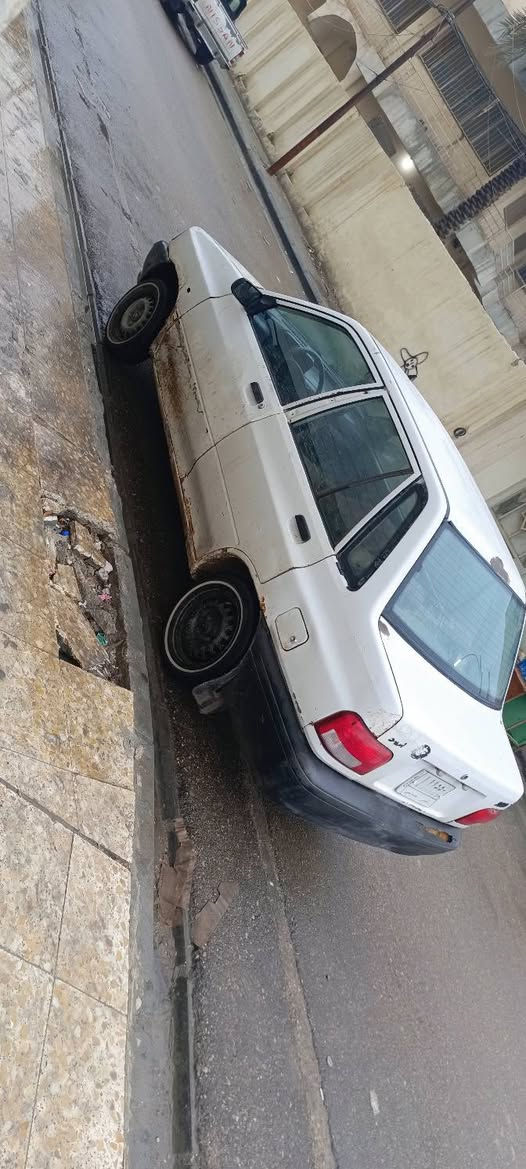 سايبا 2011سنويه منتهيه. ب١٩ جاهزه كير مكينه. شرط يحتاجله بس صبغ  بيع او مراوس سعر ٢١ بيه مجال قليل 
***********مكان سياره رميثه
