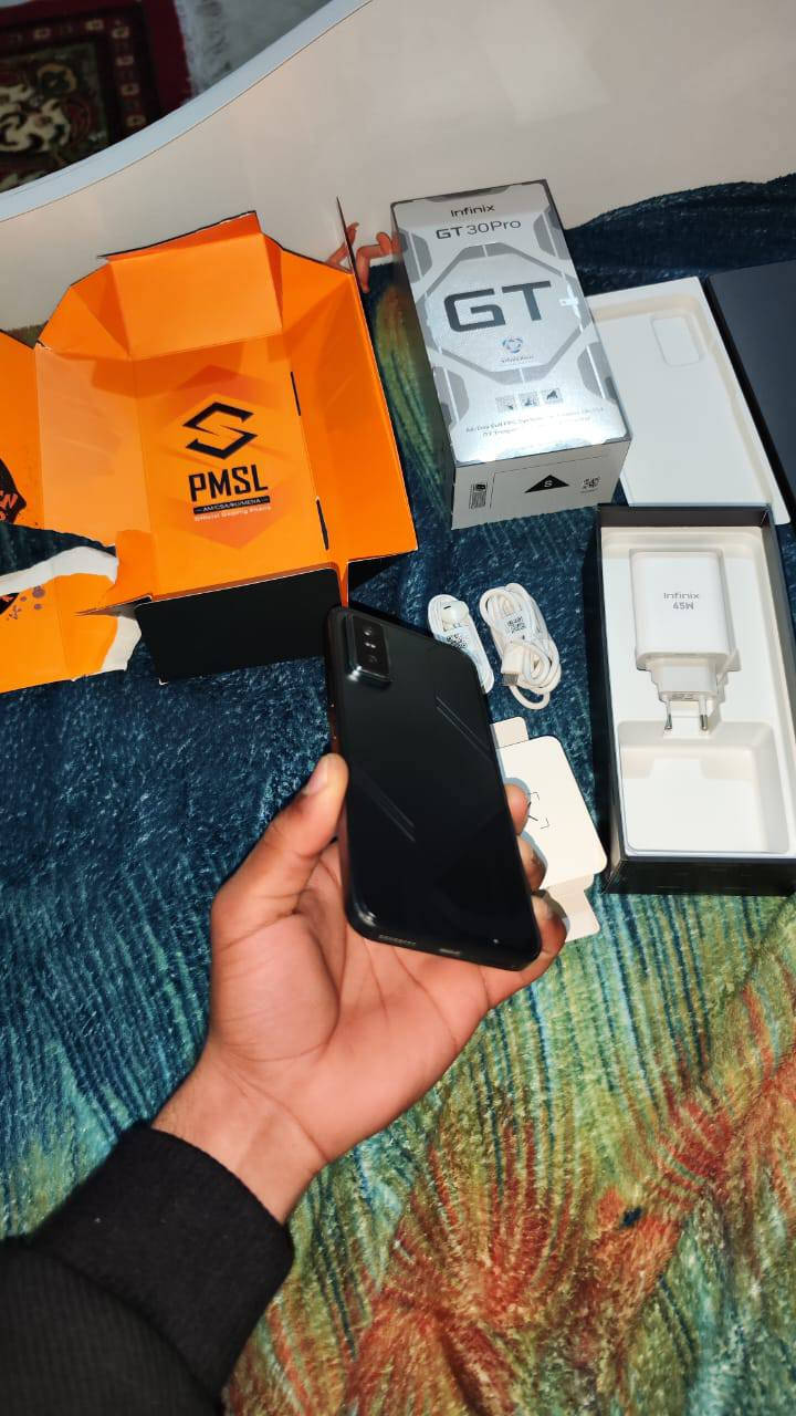 Infinix gt 30 pro
بطاريه 98 كامل ملحقات جديده غير مستخدمه 
للاستفسار واتساب ***********
