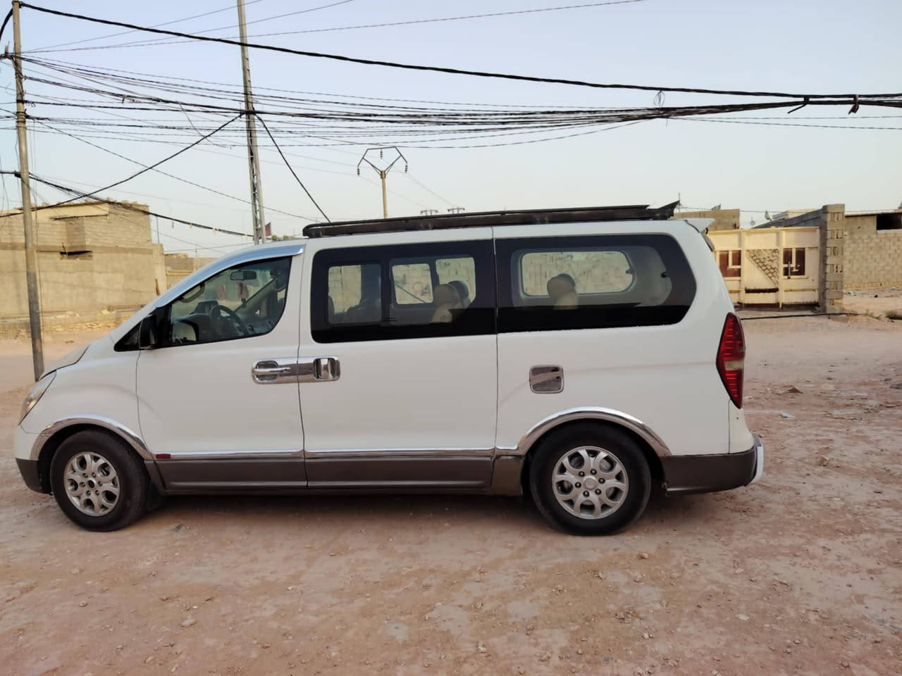 السلام عليكم  استاركس مفتوح
موديل 10
مكينه وكير خيرمن الله تايرات جدد سياره مال جناي رقمها بصره  
مكان السياره كربلاء 
اتصل على الرقم ***********مكلف بل نشر
