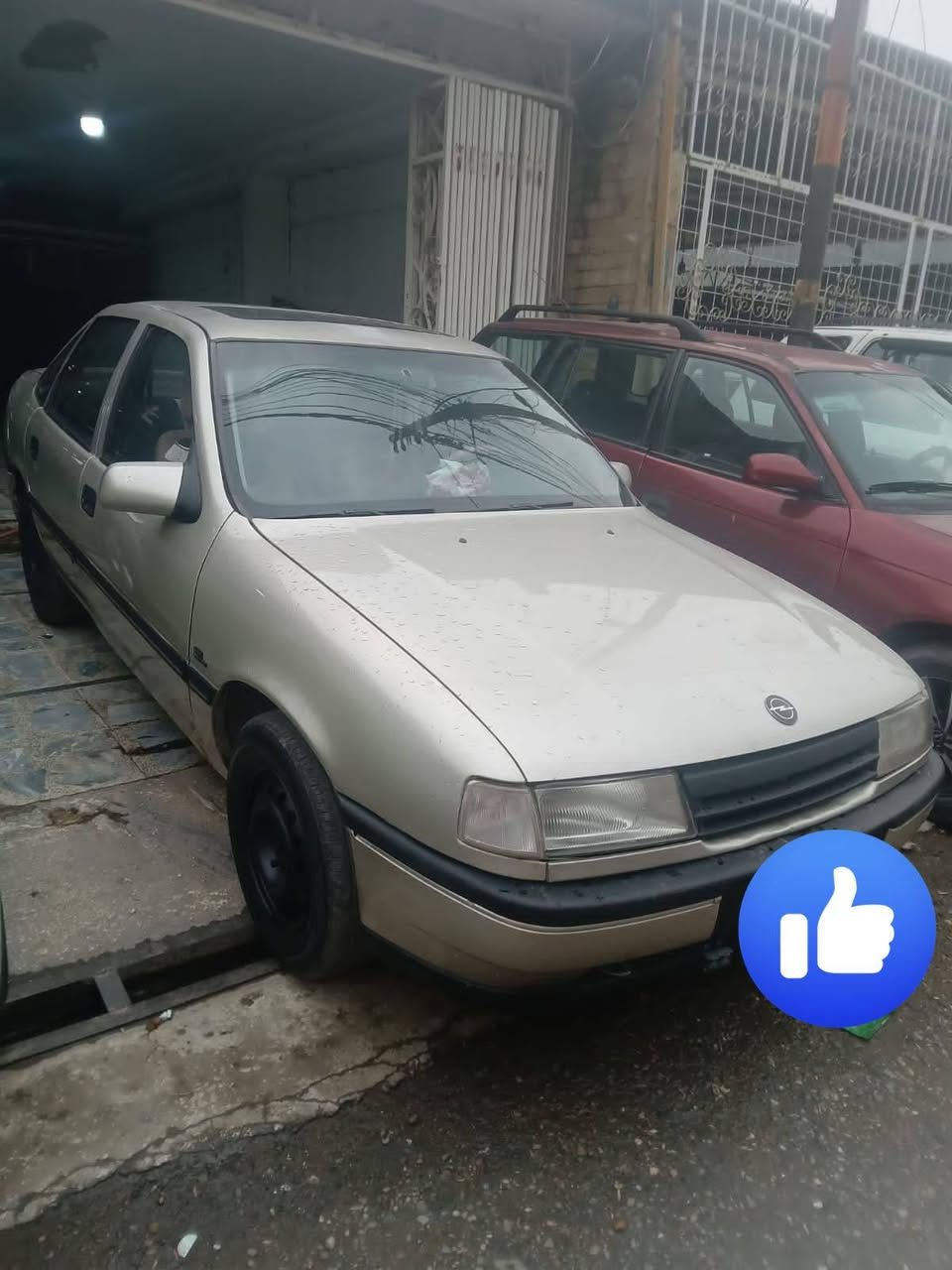 فكتره حجم 16 محرك خير من الله كير شرط
سنويه لي نهايت  27 رقم نينوى الماني كهربائيات كلها شغاله  السعر 40وبيها مجال بصيط المكان حمام العليل 
***********
