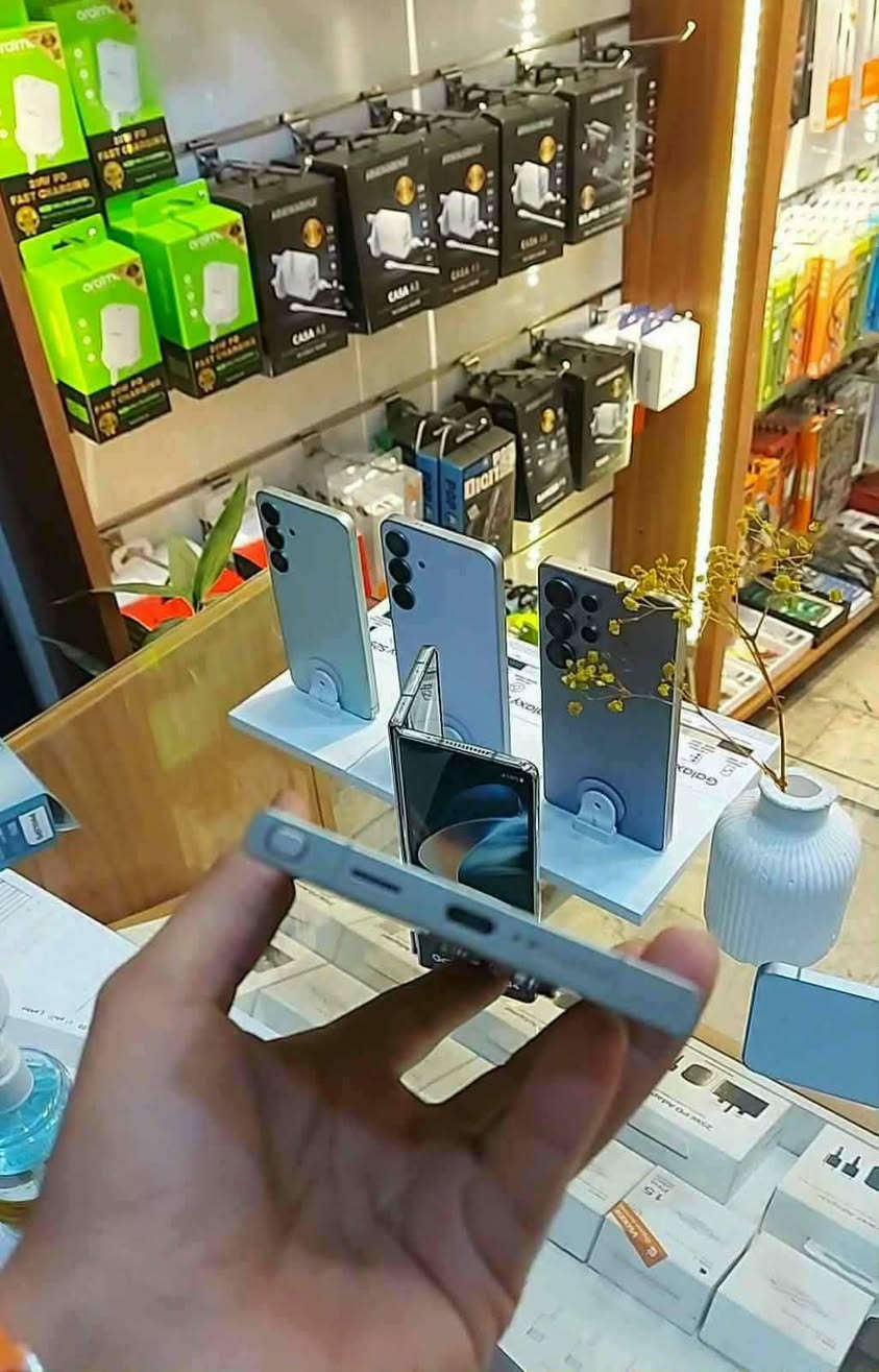 سلام عليكم ❤
24 الترا مكفول كفاله عامه كرت ضمان يجيك شهر كامل
 كفاله عامه شركه عين الفهد
 عربي شرق اوسط اذكره 512 بطاريه 5000
 تليفون زلغ مابي غراضه كامله ويا راس شحن اصلي 
فقط ضهر مبدل بل ليزر شرط كفاله عامه ❤
 موجود توصيل لكل المحافضات 10 
رجائن اخواج فلوس الحجز مادفع الف مني تريد تعال 
لبيتي وخادمك ماتريد اروح لشركه توصيل ونته تدفع فلوس توصيل 10 + ادزلك وياه كرت ضمان شهر
ولله العضيم اجه شخص حجزه توصيل صار عليه وقفل خطه ❤
 السعر 475 بي مجال ❤


**إذا كنت صاحب هذا الإعلان وتريد حذفه لأي سبب، رجاءا أرسل رسالة إلى الدعم الفني**