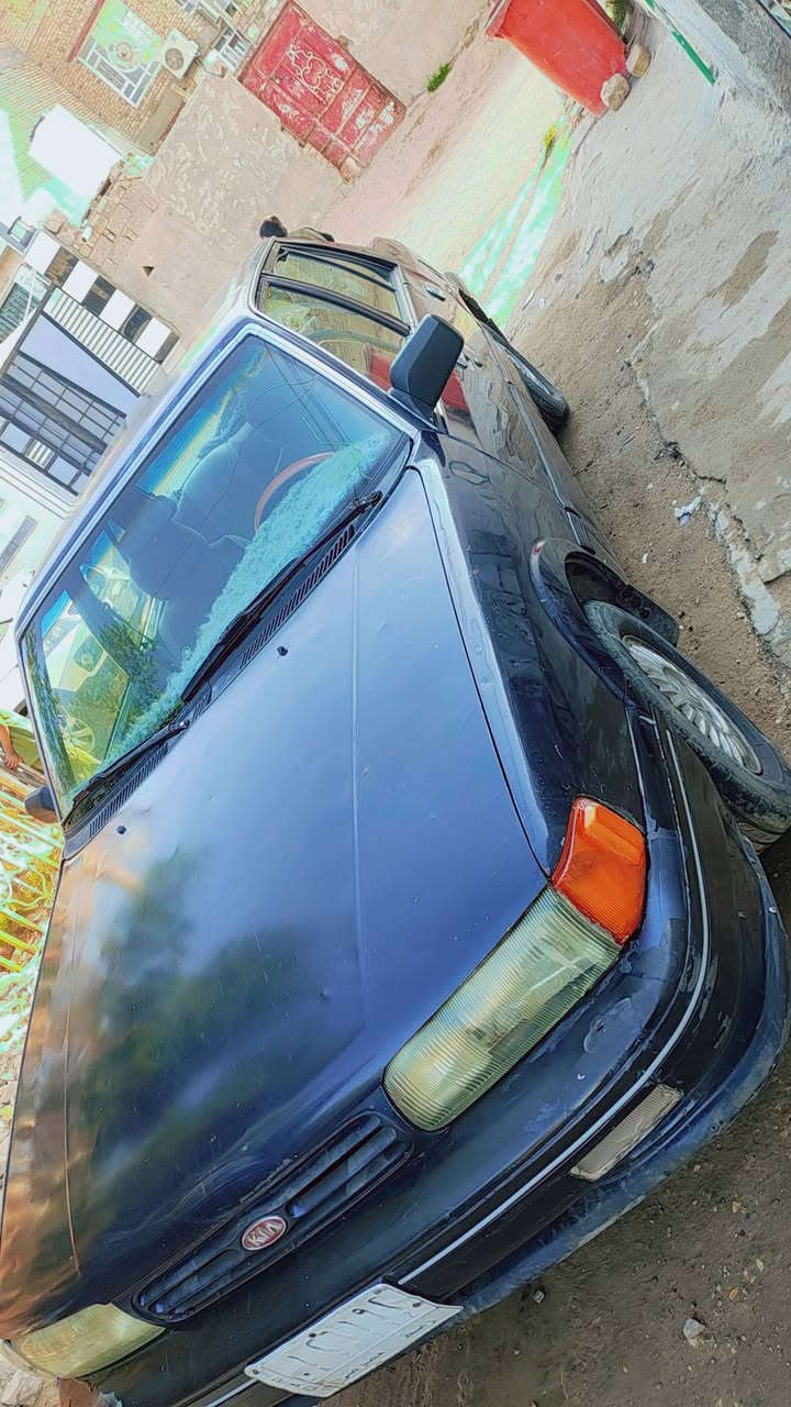 سلام عليكم رمضان كريم عليكم سياره كيا كبتل موديل 94 محور مكينه وكير كورلا السعر 25وبيها مجال مكان السياره الناصريه  قضاء الشطره مكلف بلنشر ***********
