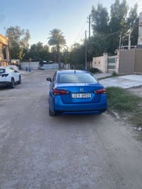 نيسان فيرسا موديل ٢٠٢٠ ماشية ٨٤ الف ميل ضربتها بأمريكا مثل ماوضح وبيها...