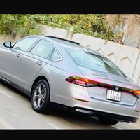 هوندا اكورد exl موديل 2023 هايبرد    السيارة ماشيه 45 كم  فول مواصفات ...