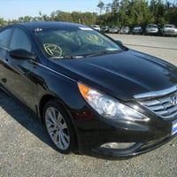 هونداي سوناتا موديل ٢٠١٢رقم بغداد داخلة كلين تايتل بدون حادث السياره ف...