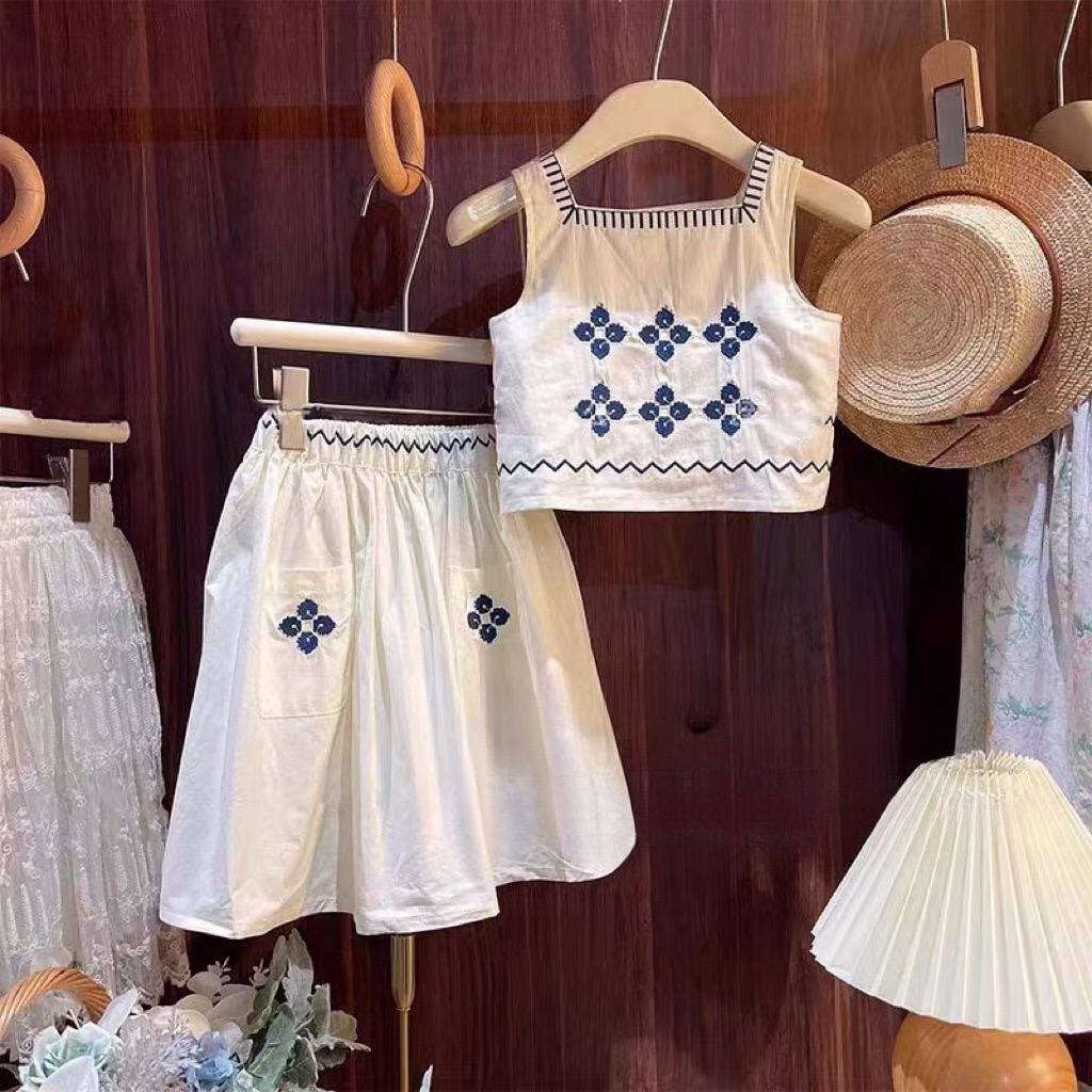 حبايب اخر قطعة عمر ٧-٨ سنوات السعر ١٠ فقط خامته كلش حلوة وباردة من نصيب ياحلوة ☺️


**إذا كنت صاحب هذا الإعلان وتريد حذفه لأي سبب، رجاءا أرسل رسالة إلى الدعم الفني**