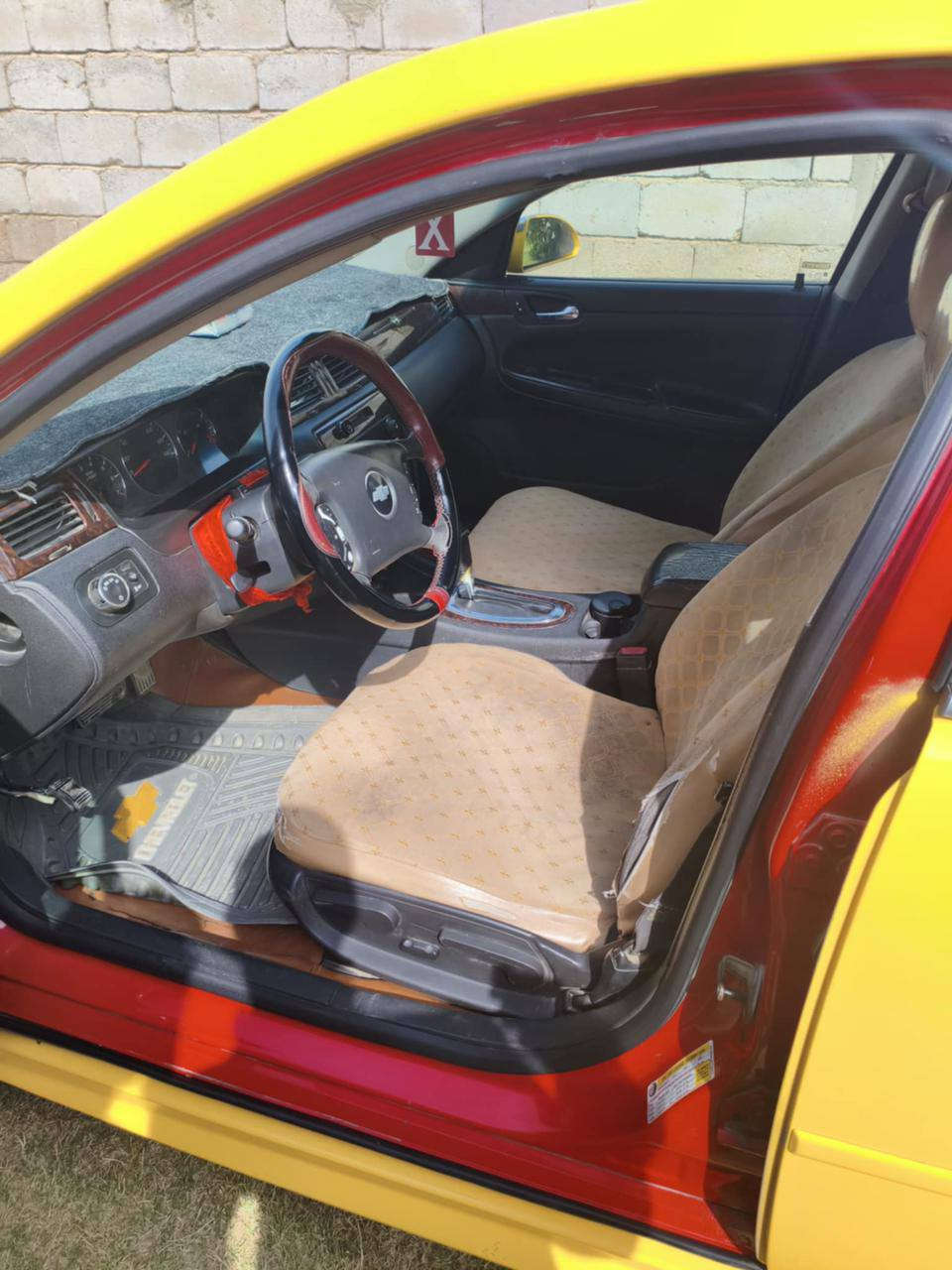 سلام عليكم امباله 2012السياره جاهز الخير مكينه كير حداديه البيع ومراوس اب جارجر ‏‪***********‬‏
