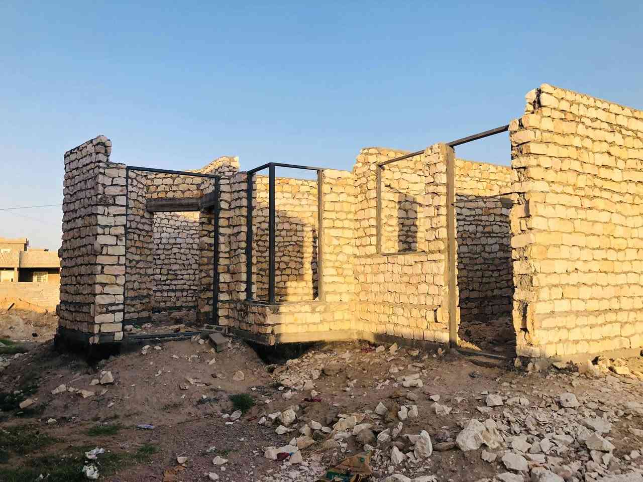 يوجد هيكل للبيع،،،
المكان الصديقيه، الخالديه، 

البناء، حديث، كما موضح في الصور،، 
السعر عل خاص،، 
***********
