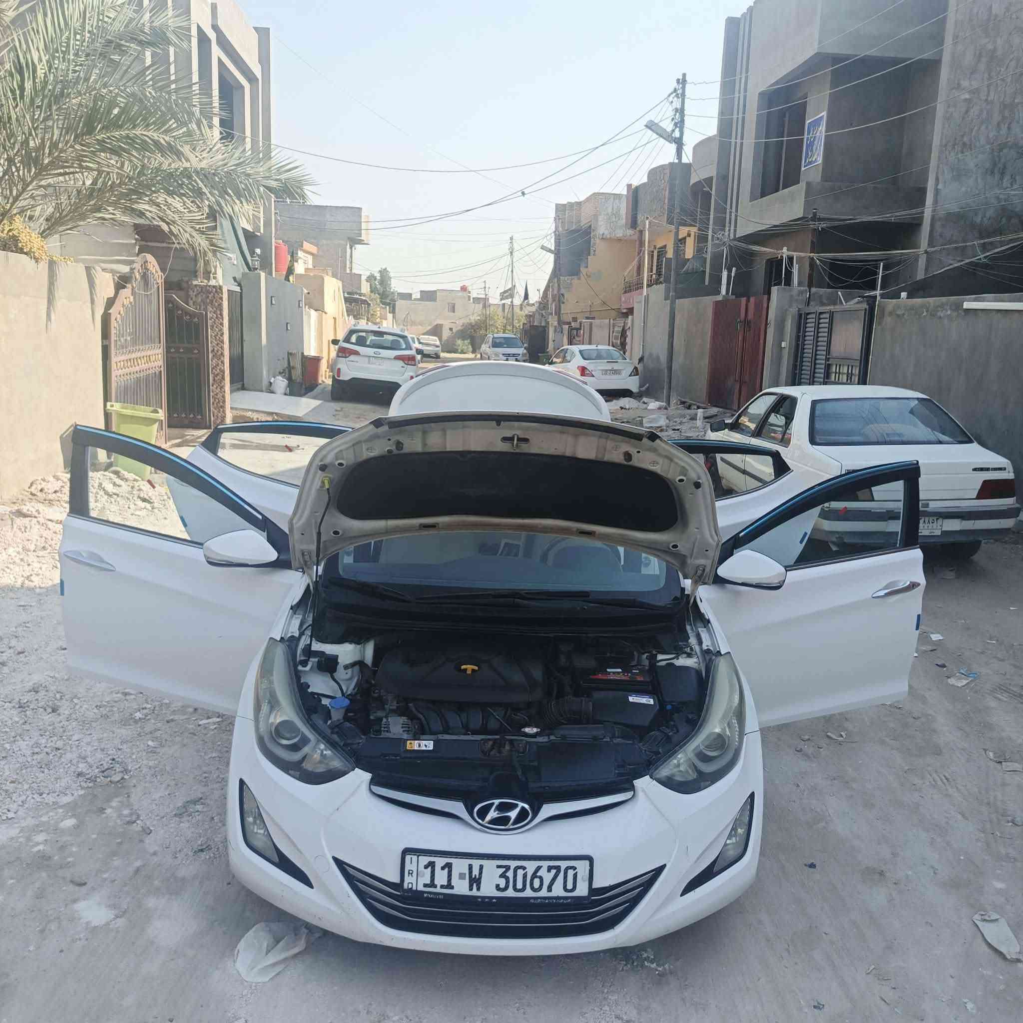 سلام عليكم
النتره ٢٠١٥ خليجي

سونار موجود 

رقم بغداد تحويل ثاني يوم

مواصفاته مري شفط

اشاير بل مري

فتحه سقف

تبريد قطعتين

داخل صاج

تحكم جهتين

ويل كب

الماكينه 2000

مكاني بابل 

سعر 115 و بيها مجال

رقمي ***********
