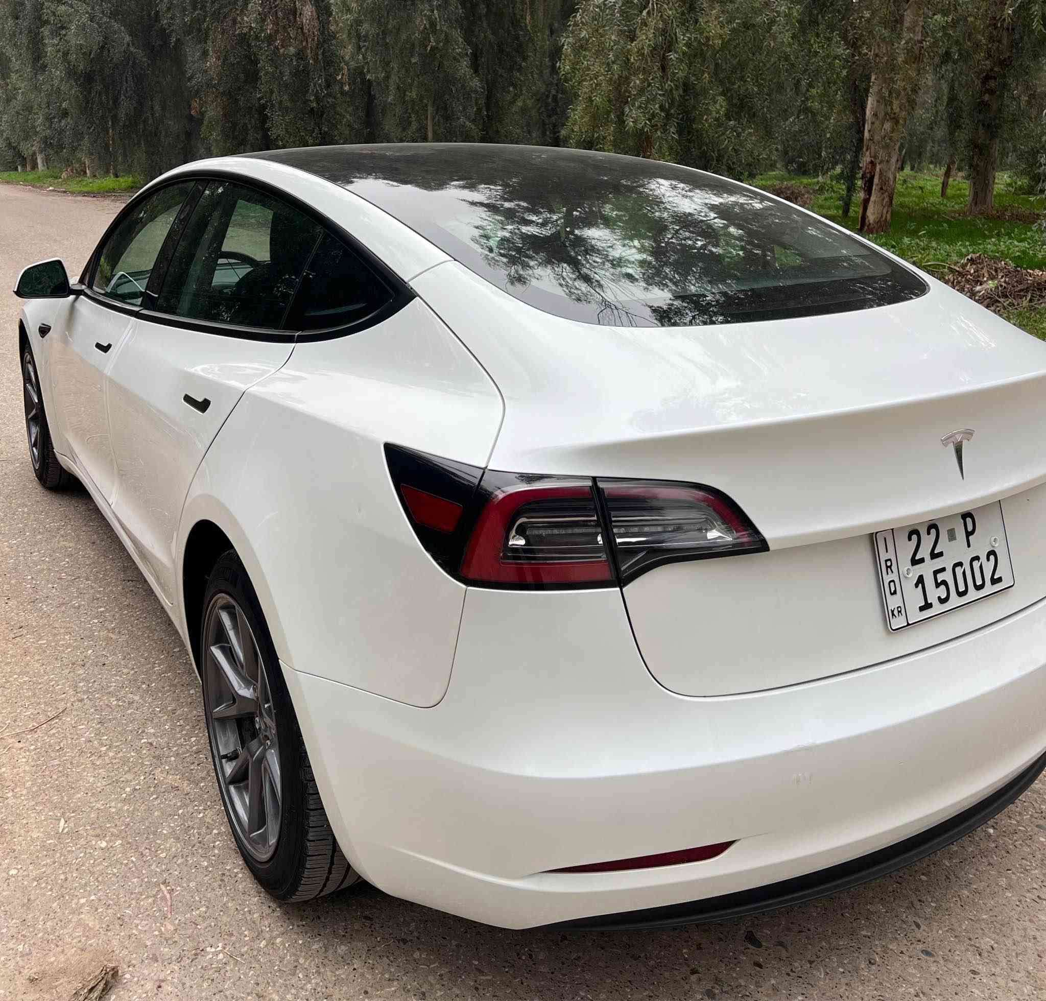 Tesla3. 2023
بێ سبوغ بێ ارباگ 
تەنها دەرگای سایق ڤە بلادی گۆڕاوە
دعامی بۆ دعامی بەشەرت 
تەنها ٢٧ هەزار ڕۆیشتووە
نرخی ١٦٩$
***********
*********** أربيل, العراق

