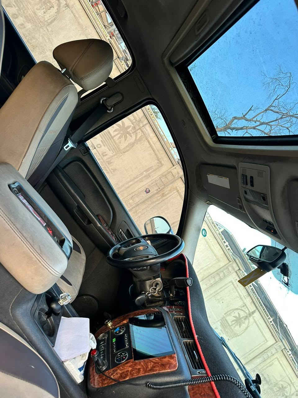 سلام عليكم للبيع تاهو موديل ٨بسمي تحويل مباشر بيهة صبغ سعر ١٣٥ ورقة مكاني بغداد
***********
