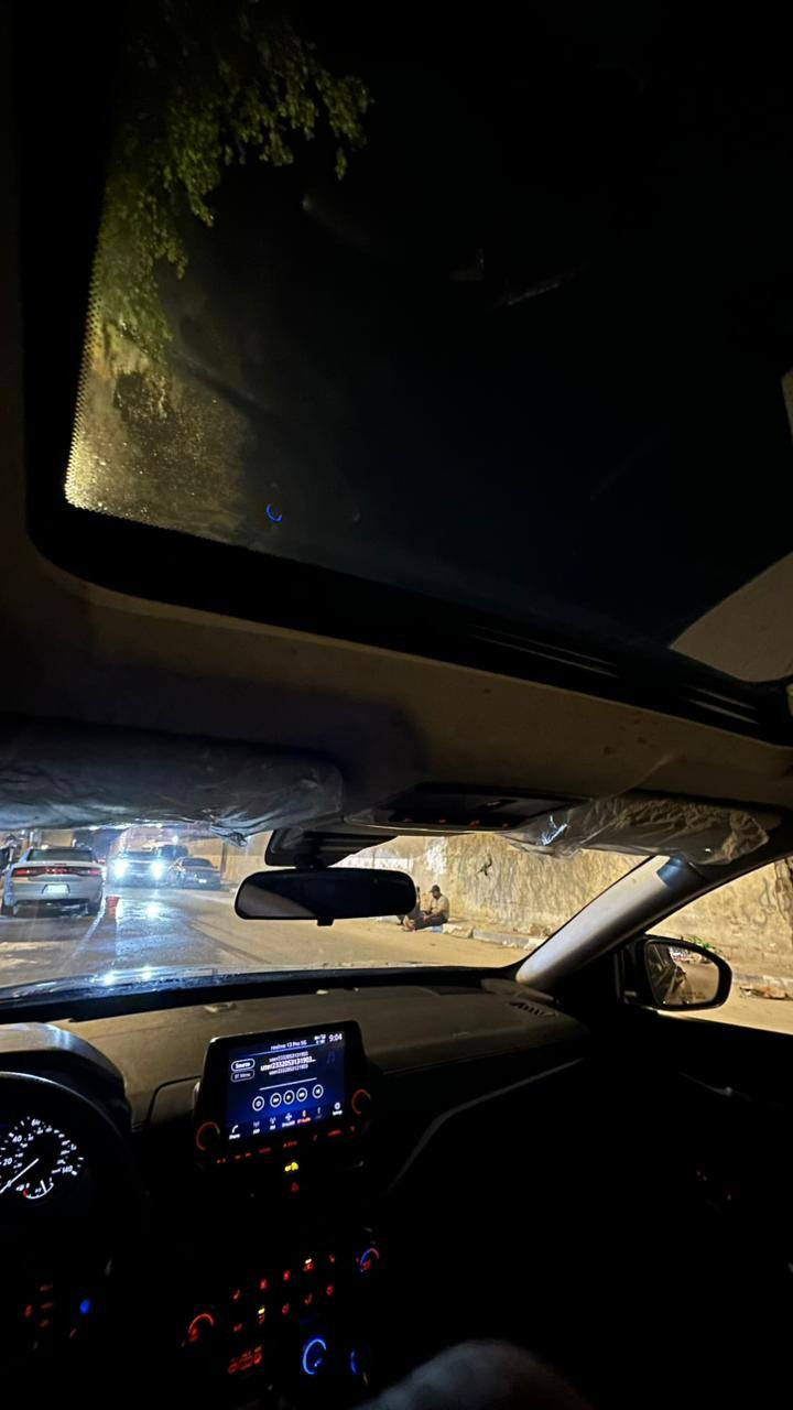 نيسان التيما موديل 22 وارد امريكي الضرر جاملق وبنيد رقم بصره فول مواصفات SV فتحه سقف رادار امامي رادار جانبي رادار خلفي مكينه كير حداده تخم تاير كله جديد السياره ماشيه 71كيلو العنوان البصرة *********** البصرة, العراق
