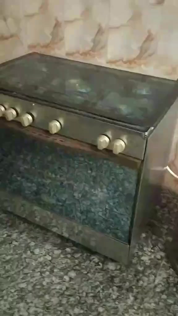 طباخ كريازي مصري كله شغال عالفحص عيون والفرن ناره زركه وقويه بيه ظمان سنه. سعره 200 يوجد توصيل


**إذا كنت صاحب هذا الإعلان وتريد حذفه لأي سبب، رجاءا أرسل رسالة إلى الدعم الفني**