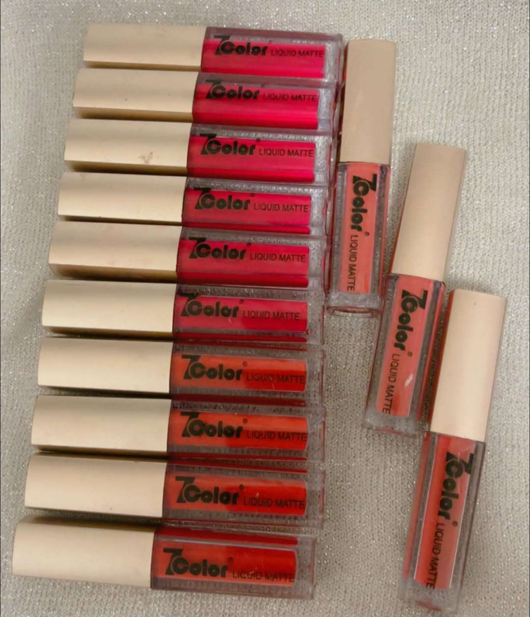 ملمع شفاه (Lip Gloss) بألوان مختلفة.
منتج تجميلي للشفاه يمنح لمعاناً ولوناً بتركيبات مرطبةاكسبتير لغايه سنه 2027 سعر القطعه 1000 دينار فقط اي طلب يجاوز ال10 الف ويا قطع هدايا 
اذا القطعه توصل غير الي ذكر اهلاه مرجوع 
متوفر توصيل لجميع محافضات العراق 5000 دينار 
@إشارة
كروب سوالف نسوان

كروب بنات المنصور
كروب  حوامل وماميات كيوت  سوالف نسوان
كروب شباب وبنات جامعه بغداد
كروب سوالف نسوان للبنوتات ٠


**إذا كنت صاحب هذا الإعلان وتريد حذفه لأي سبب، رجاءا أرسل رسالة إلى الدعم الفني**