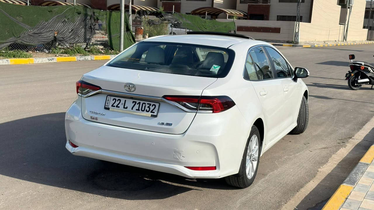 السلام عليكم 
كورلا وارد خليجي 
شركه ساز م ٢٠٢٣
رقم اربيل بأسمي
سياره اخذناها من الشركه زيرو على ايدنا بعدها بضمان الشركه
 ماشيه ٨٤٠٠٠ الف كيلو 
كل صيانتها بالشركه سياره اخت الزيرو جديده وبالعافيه ع الياخذها
بيها طخه صغيره بالهلال الجاملغ ايمن وموضحه بالصور 
السعر 178$ وبيها مجال
مكلف بالنشر 
للتواصل الاتصال بالرقم
                                                *********** بغداد, العراق
