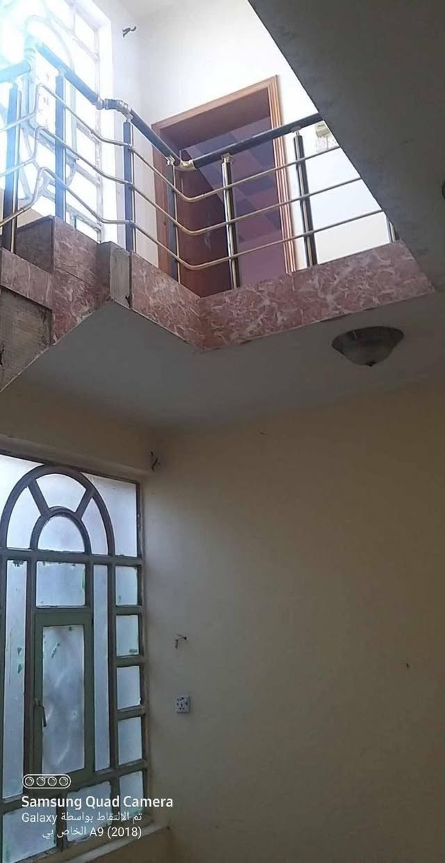 عرض ١٣٥ ✅
بيت 🏠 للايجار ١٠٠م طابق ونص

الموقع 📌 حي ابو طالب قرب دائره الكهرباء 

 يحتوي على  غرفتين و وصاله ومطبخ  واستقبال وصحيات

السعر  ٣٥٠
#اشاره


**إذا كنت صاحب هذا الإعلان وتريد حذفه لأي سبب، رجاءا أرسل رسالة إلى الدعم الفني**