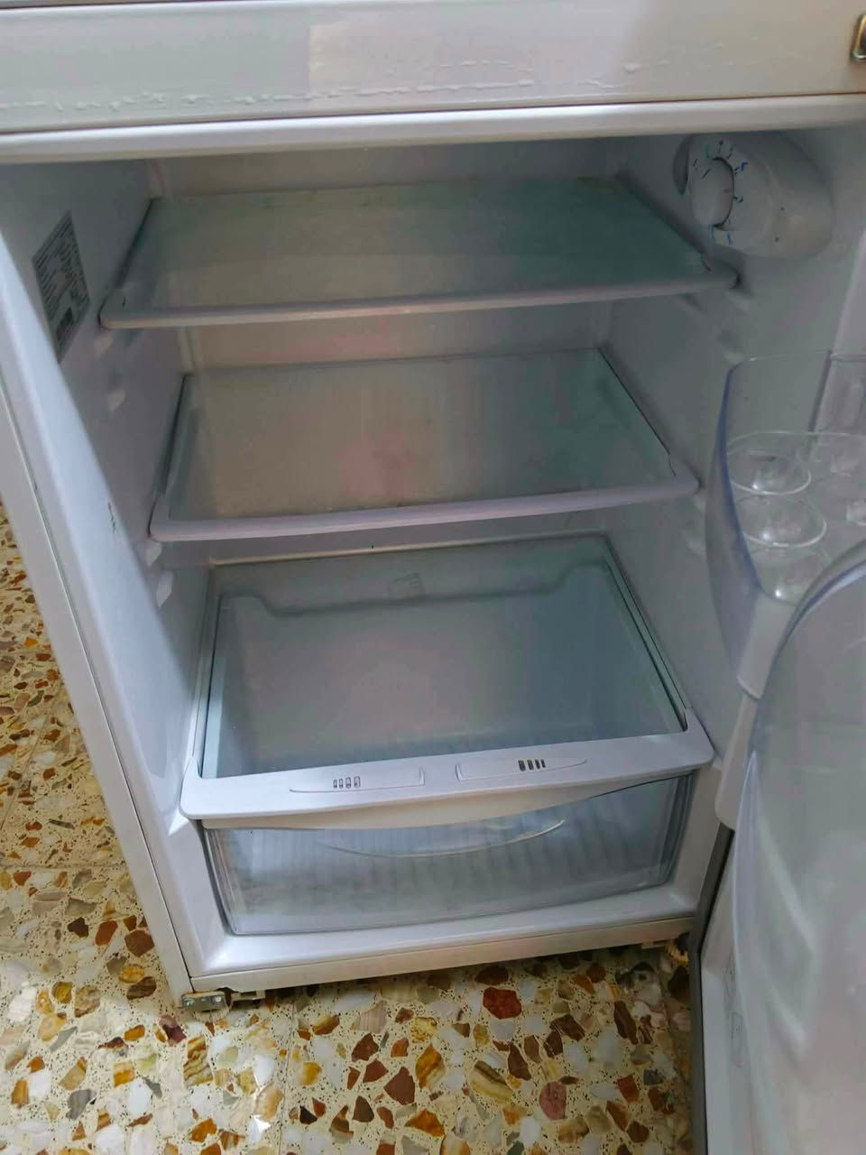 ثلاجه للبيع بس الماطور محترك


**إذا كنت صاحب هذا الإعلان وتريد حذفه لأي سبب، رجاءا أرسل رسالة إلى الدعم الفني**