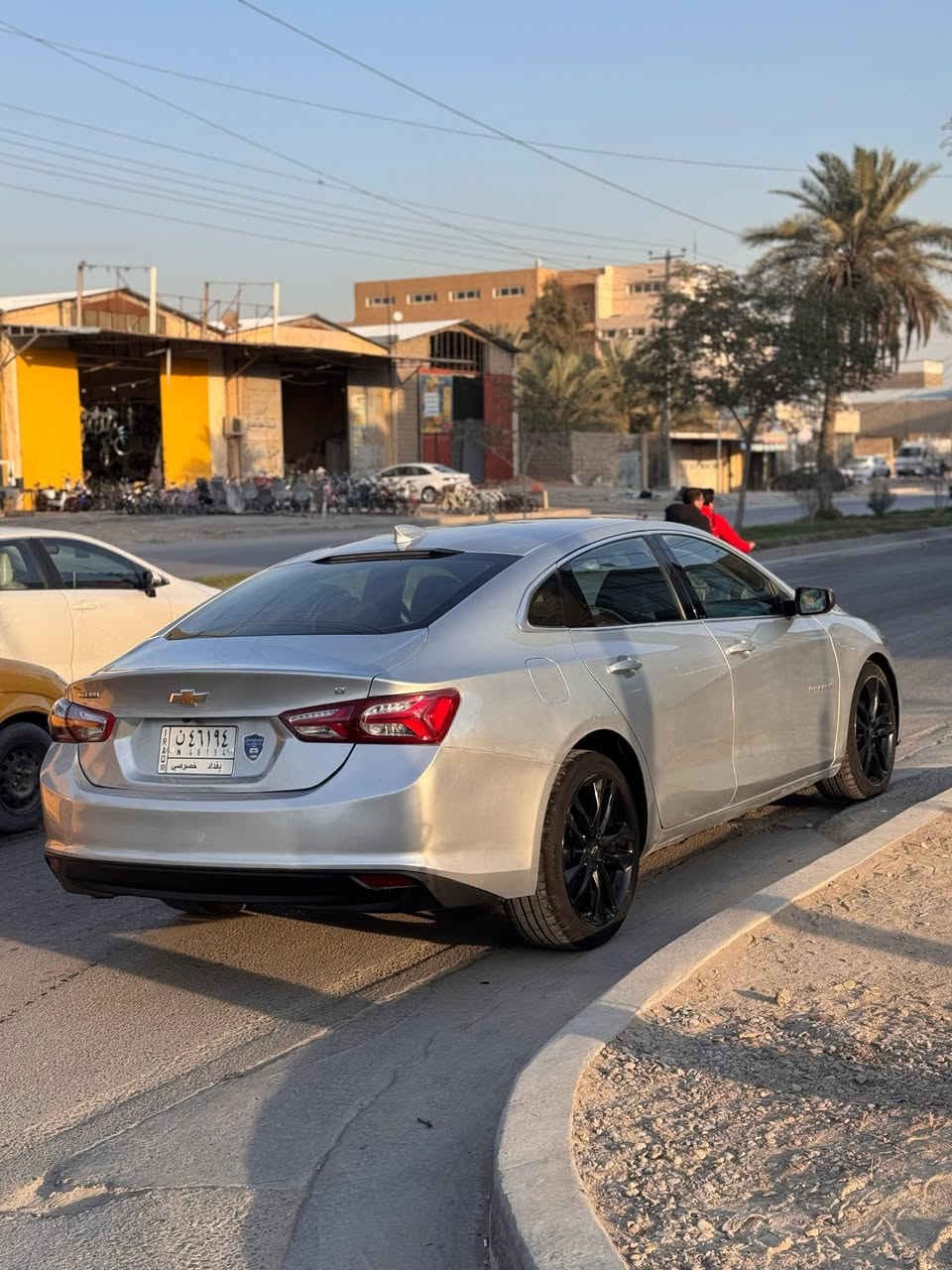 للبيع ماليبو 2021 LT
رقم بغداد معوقين وكالة عامة باسم المشتري
السيارة مصبوغة حزام وحادثهه موجود بالصور
مكينة _ كير _ تبريد مكفولات 
السعر"""" 83 ورقة """""
عنوان كربلاء قرب المستشفى التركي 
واتساب فقط ***********
