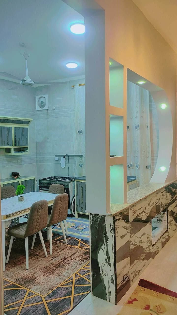 اعلان 
بيت بحي النفط مساحه 200م 
 بناء 2024. يباع  مع الاثاث
يتكون من غرفتين وصاله ومطبخ واستقبال 
 وصحيات داخليه وخارجيه 
بسعر 100 مع المجال 
للاستفسار تفضلوا خاص.


**إذا كنت صاحب هذا الإعلان وتريد حذفه لأي سبب، رجاءا أرسل رسالة إلى الدعم الفني**