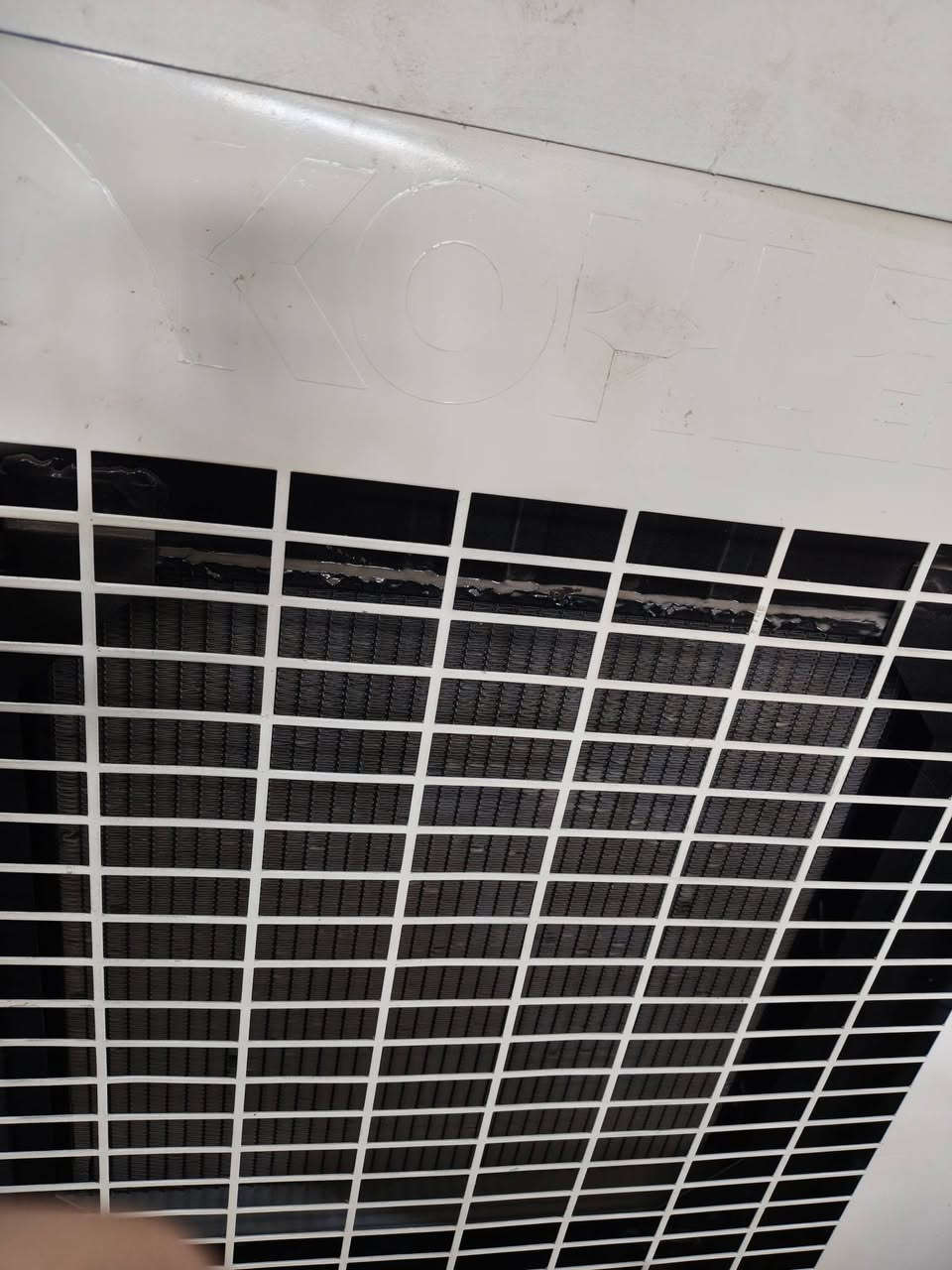 مولد كهرباء جوندير أمريكي للبيع! ⚡️ رأس توليد LZ فرنسي 45KV، نظيف جدًا وعلى شد الشركة. مكفول من كل النواحي! السعر 55 ورقة وبيه مجال بسيط. للاتصال: *********** أو ***********. 📞✨
