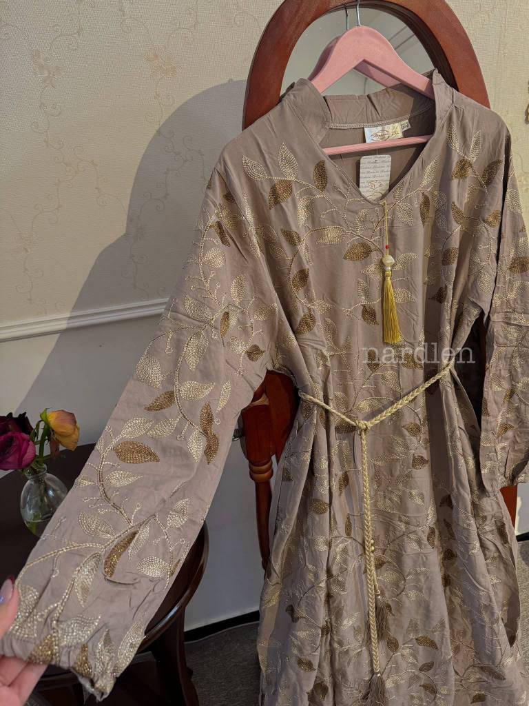 كلبيه كشمير قياس خاص
تطريز خامه شرط الفحص الوان صيفيه اجنن 
قياسات 2xl 3xl 4XL 5XL 
السعر ١٢ الف فقط 
توصيل داخل الديوانيه الفين المحافظات ٥


**إذا كنت صاحب هذا الإعلان وتريد حذفه لأي سبب، رجاءا أرسل رسالة إلى الدعم الفني**