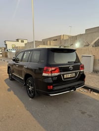 لاندكروز VXS • ٢٠١٧ • رقم أربيل