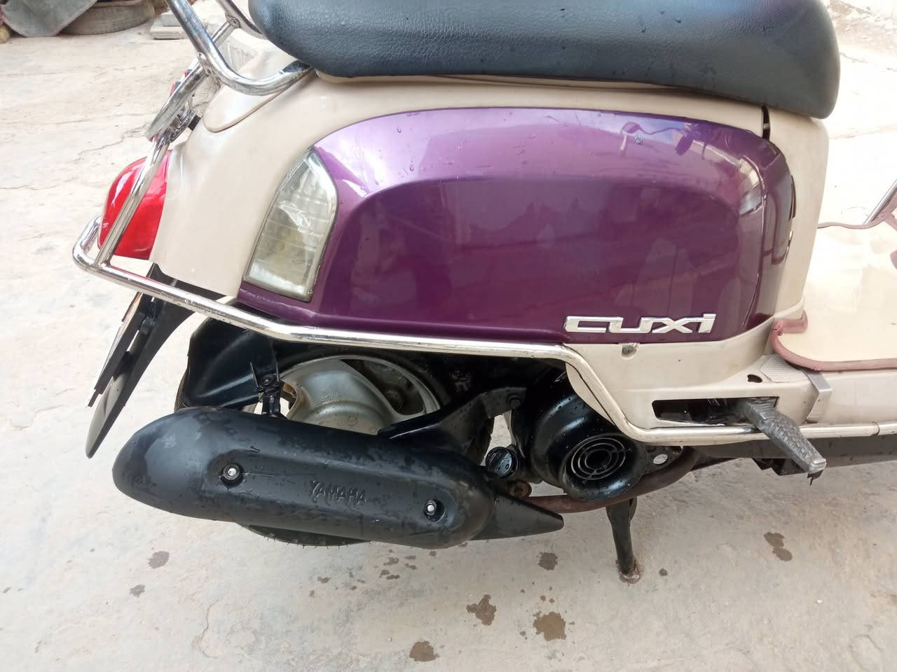 سلام عليكم دراجه ماكس بوليسي كابريتر للبيع السعر 700 وبيه مجال بسيط ديوانيه مركز رقم ***********
