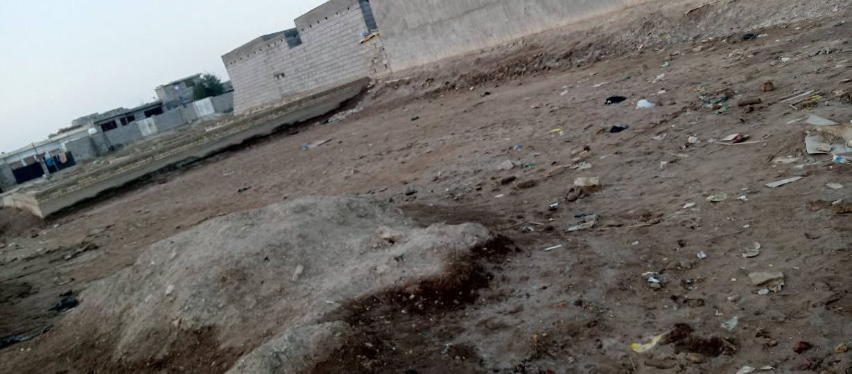 قطعه لبيع مساحته 250  قرب احمد القاضي يم التارتان
***********
