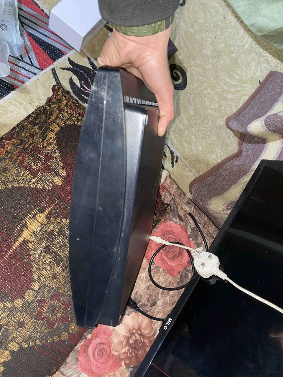 جهاز ثري شرط ما مفتوح جهاز فول كامل الملحقات ادفع سعر عجبني ابيعك مكاني الموصل ايمن رقمي ***********
