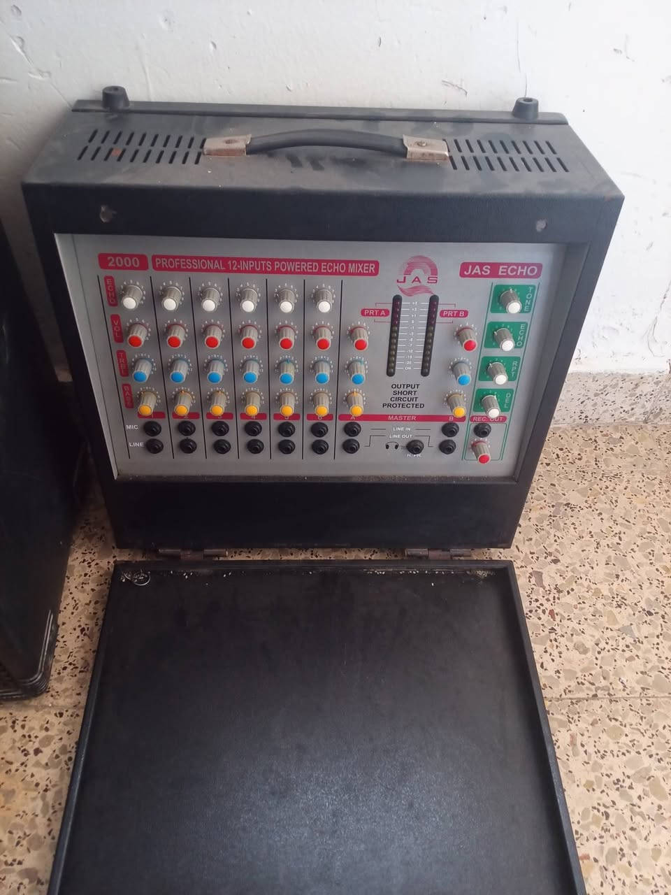 سستم كامل مكسر جاسكو+سماعه3+مايك 2+ استاند2+ رافع قدره السعر كامل 700وبي مجال للطيبين الرقم ***********
