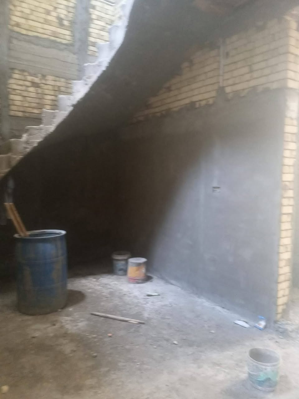 خلفه ابيض. اسود.  متر 6
اشرف هندسي كادر متوفر الان 
عمل داخل بصره هاتف مع واتساب 
***********
