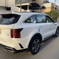 كيا سورنتو  موديل 2021 رقم بغداد فول عدا فتحه خليجي بدون حادث بيه شبري...