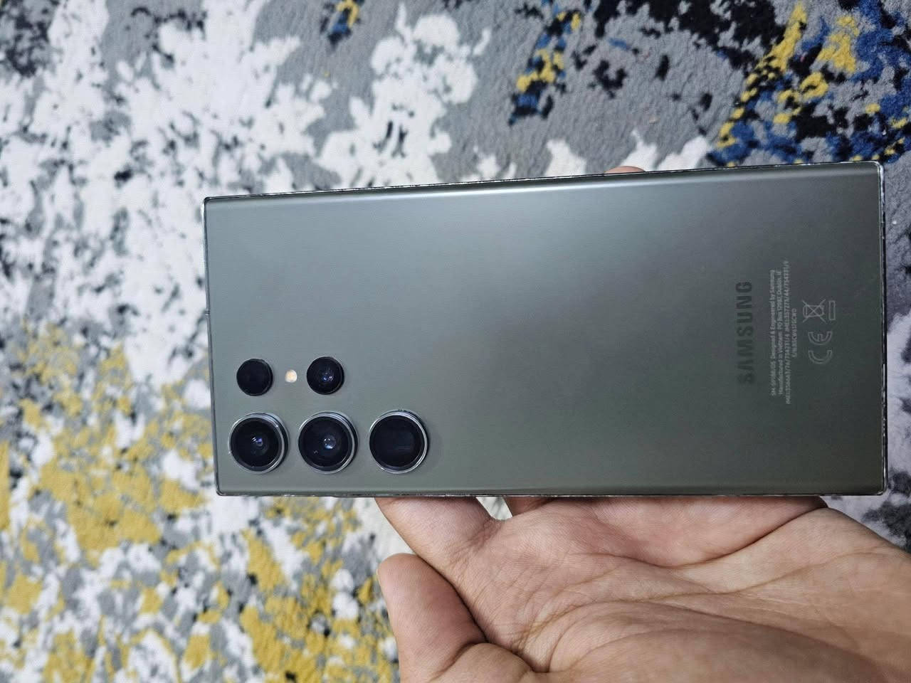 السلام عليكم
S23ultra 

زيتوني 256 

مبدل بطاريه من مستر ابل 

سعر 650 الف وبي مجال

***********
