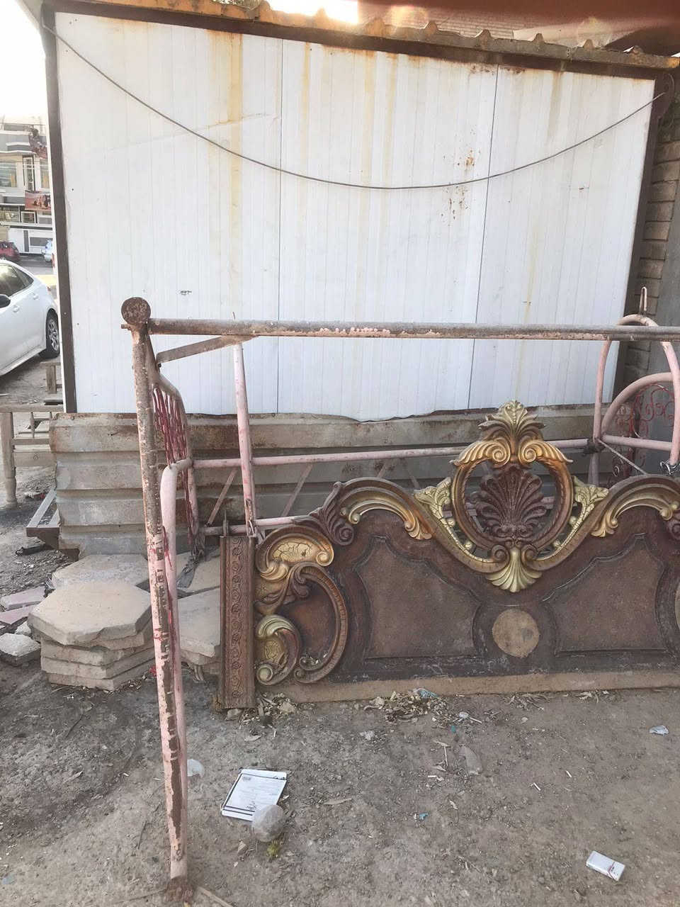للبيع كرفان 4*3 العنوان بغداد للاتصال ***********
