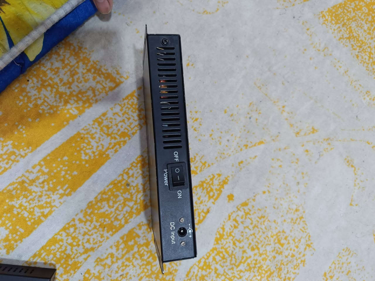 سوج بهاذه الشكل شغال بس بدون محوله السعر 20 الف


**إذا كنت صاحب هذا الإعلان وتريد حذفه لأي سبب، رجاءا أرسل رسالة إلى الدعم الفني**