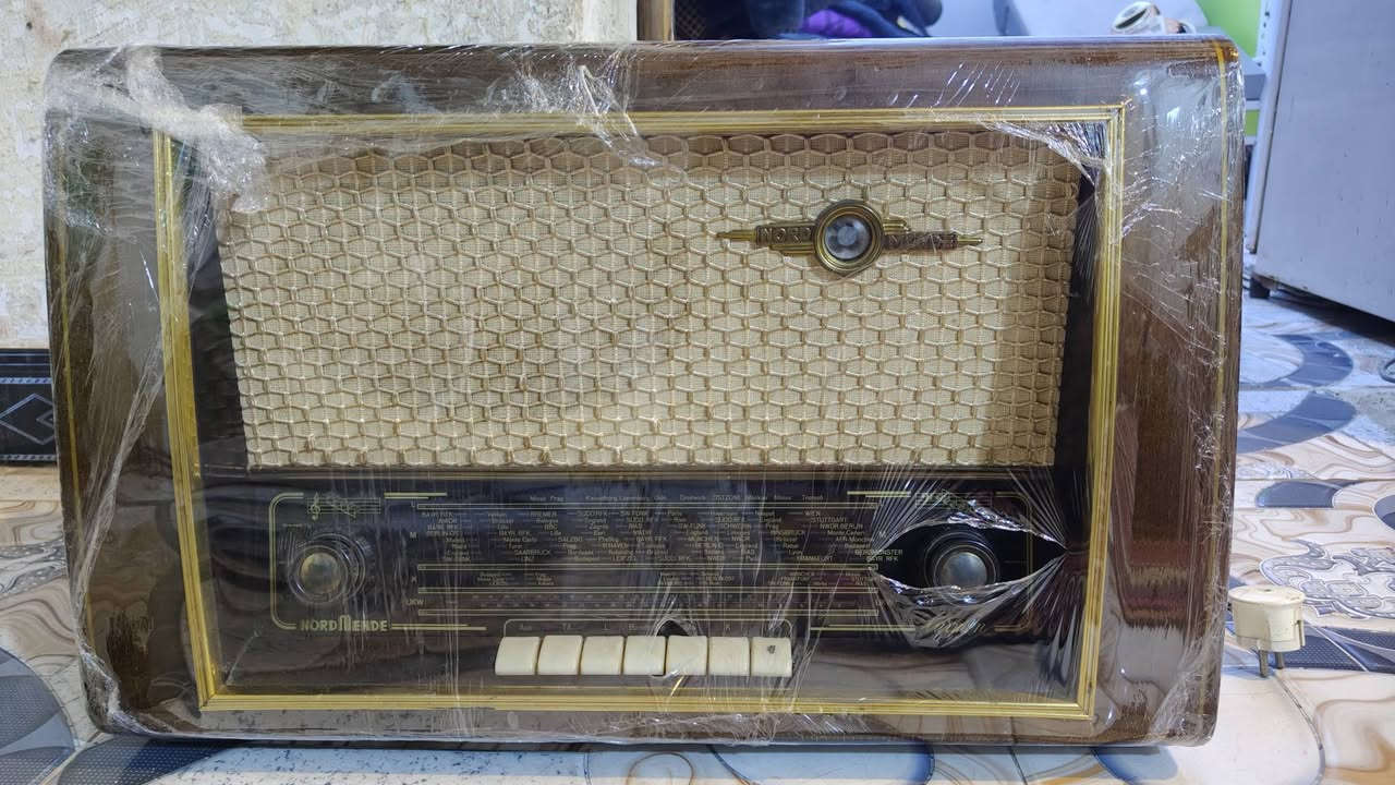 راديو استيراد الكويت بعده بلك جدا نضيف سعره 350 FM


**إذا كنت صاحب هذا الإعلان وتريد حذفه لأي سبب، رجاءا أرسل رسالة إلى الدعم الفني**