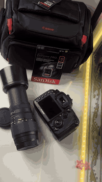 Canon 7D Mark II
كامره مصممه للمحترفين 🔥

⚡ فوكس سريع يصيد اللقطة
📸 تصوير متواصل عالي السرعة
🎯 أداء ثابت بالملعب وتحت الضغط

🔭 وياها Sigma 70-300 ياباني
– مثالية للملاعب
– زوم يخليك بالحدث وانت بعيد

🎁 ملحقات كاملة +
🎁 جنطة مقسّمة هديه
🎁 رام 32GB هديه
🎁 حزام كتف

اطلبها الان ب 650 الف ✅
*********** واتساب راسلني ☎️

#Canon7DMarkII
