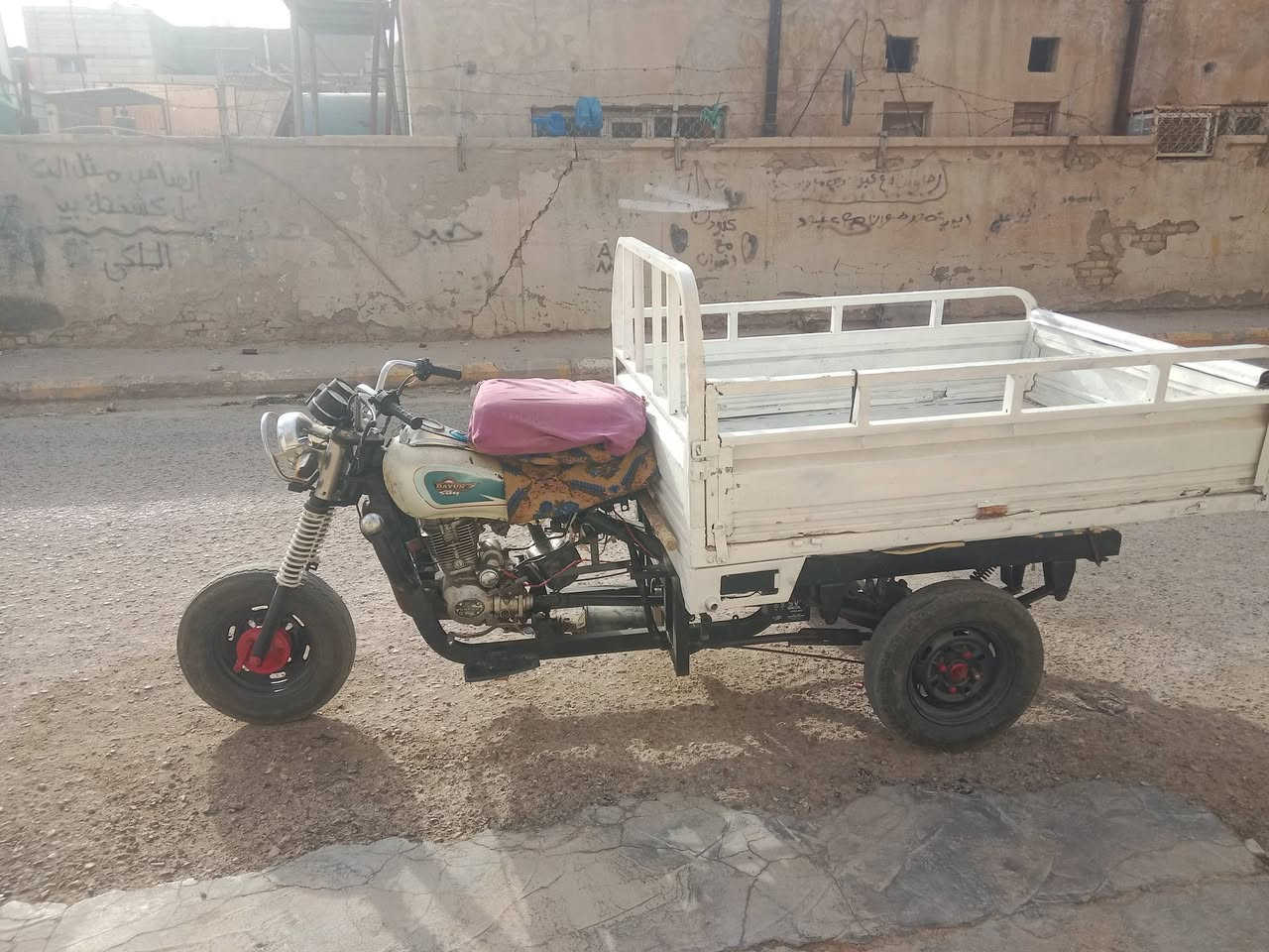 السلام عليكم ستوته للبيع نضيفه هندر سلف شغال صدر جديد كلك كلك 
السعر 750 بيه مجال
***********
