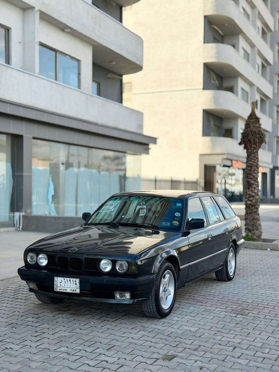 السلام علايكم 
بي ام موديل 1992 
كير اوتماتيك محرك كبس 

كير محرك بشرط لاصرف لا صوت 
جام كهربا قفل مركزي 

سياره مظومه غاز. كوبون غاز بي 
كابون بازين بي رقم كركوك مشروع
جديد لحد 2030 هزه جديد 

سياره مابي اينقص سعر 46 بي مجال
***********
*********** 
مكاني كركوك كركوك, العراق
