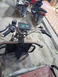 ستوتة شحن • ١٠ بطاريات • مدينة الصدر قطاع ١٠