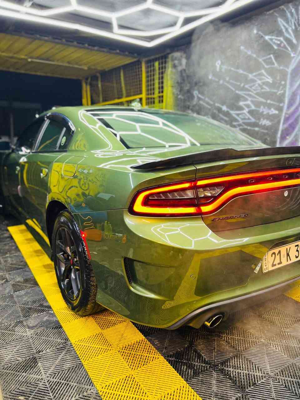 دوج جارجر 2021 جيتي رقم سليمانيه
لون زيتوني 
حادث جاملغ وبنيد ايرباك طاك
مكان السياره نجف
السعر 210 بي مجال
***********
الي يحب يتصل ☝️ ما متواجد ع لفيس
