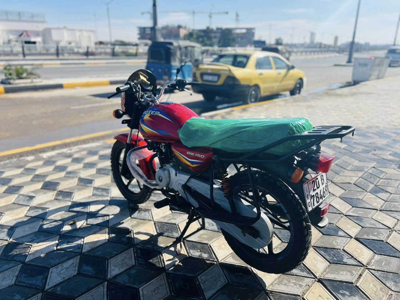 بوكسر 2020
مرقم ديالئ لوحه وسنويه 
دراجه مثل الصوره واحلئ بعد
كفاله عامه شراي اتصل ودلل
***********‏
