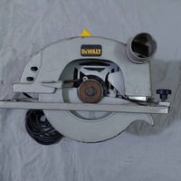 منشار خشب • ديولت • توصيل بغداد