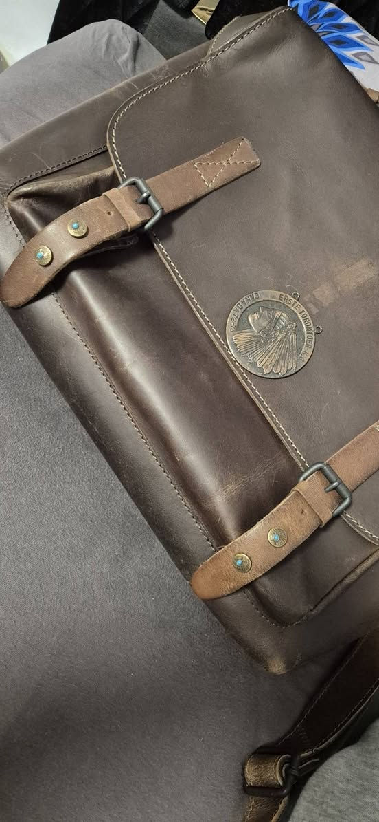 شنطة جلد من ماركة هنديا.
سعر 150
رقم الهاتف ***********
لا يوجد توصيل
