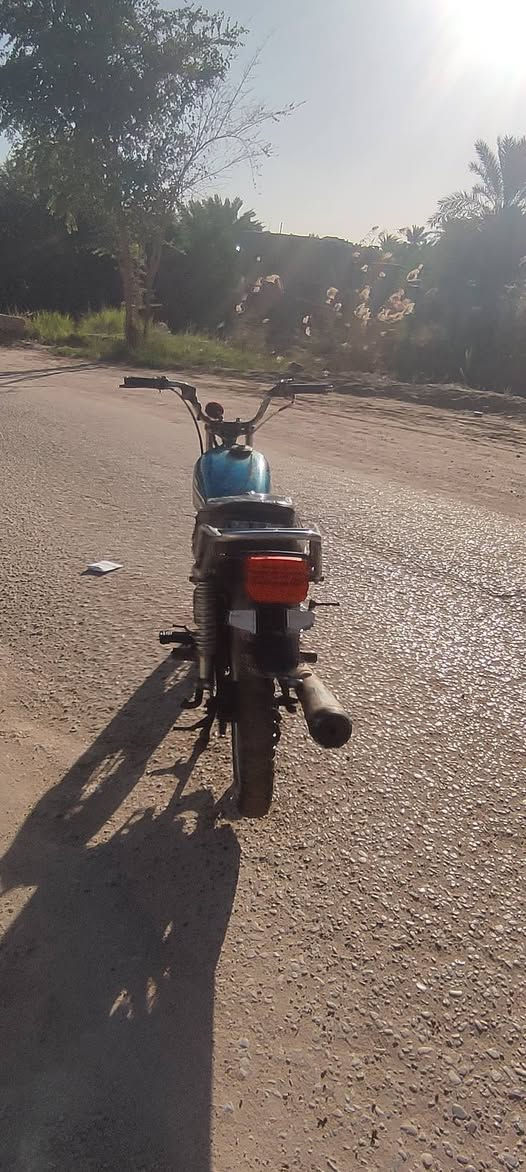 سلامو عليكم.  دراجه للبيع. مكينه ناعمه
شغاله. دراجه ادوات مكفوله عشائرين    سعره. مناسب ٢٢٥ وبيه مجال قليل  بكاني سوق شيوخ


**إذا كنت صاحب هذا الإعلان وتريد حذفه لأي سبب، رجاءا أرسل رسالة إلى الدعم الفني**