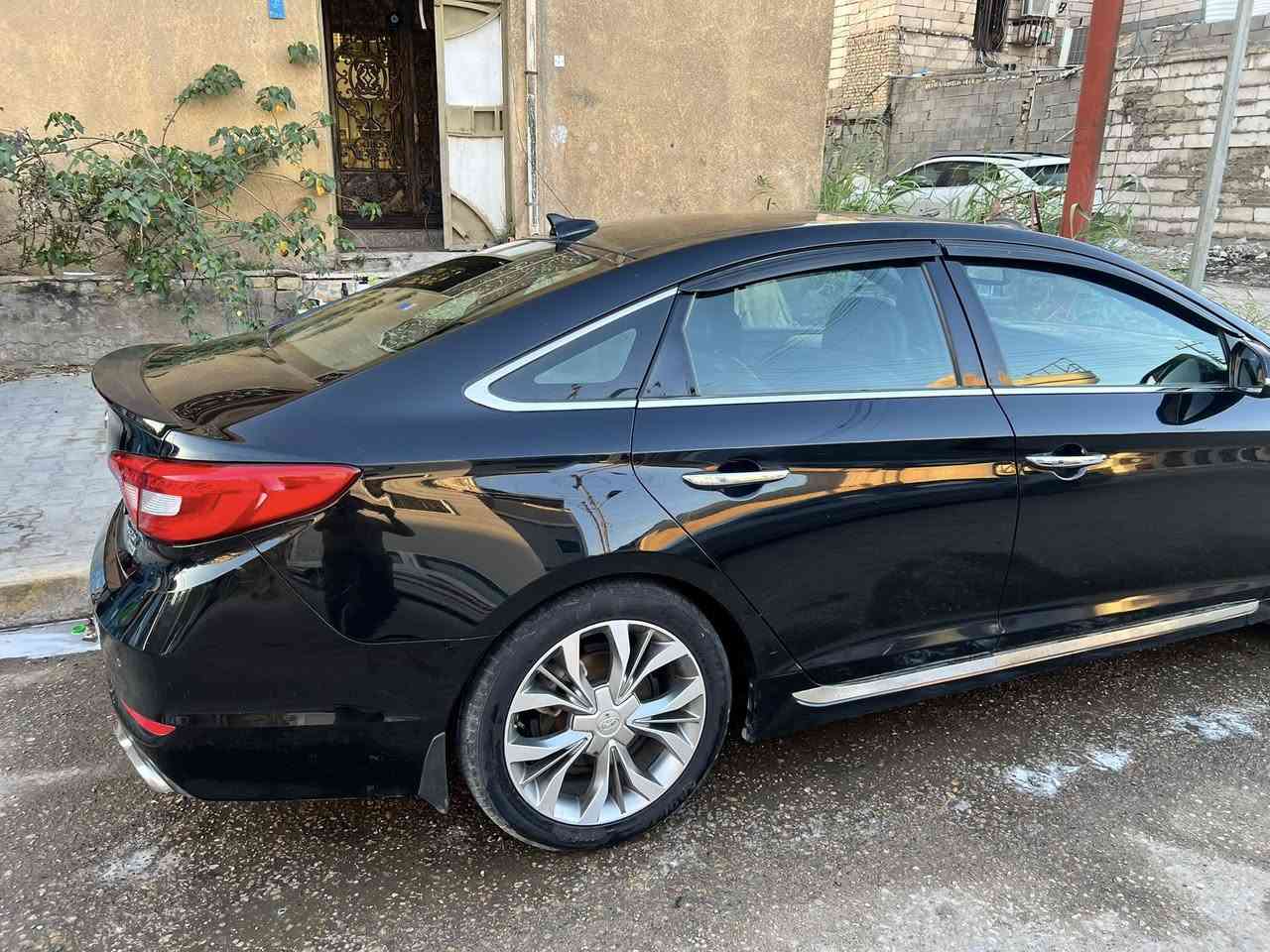 سوناتا 2016 VIP SPORT 2.0T_Limited
اعلى فئة 
سيارة  جديده ونظيفة جاهزة بس بيها بعض الملاحضات 
شوف طن مواصفات بيه فووول سبورت 

الموصفات
1-فتحه سقف
2-بصمة تشغيل
3-بصمة ابواب
4_نضام ترحيب
5_شاشة كبيره
6_كامرة دوار
7_رادار امامي
8_رادار جانبي
9_مثبت سرعة
10_تحديد مسار
11_كشنات جلد اسود
12_تدفئة كشنات امامي وخلفي
13_تبريد كشنات امامي وخلفي
14 _كشنات كهرباء
15_جام AOTO
16_3وضيعات قياده
ايكو وسبورت ونورمال(الاعتيادي )
17_لايتات AOTO
18_منضومه زنون عدسات بلادي
20_لون اسود 
21_نضام AOTO HOLD
22_سايد بريك بصمه
23_اشاير بالمري
24_سستم صوت سمعات انفنتي
25_دمام خلفي
26_شفتات ستيرن
27_ستيرن حرف Dالسبورت
28_تحكمات ستيرن جهتين
29_كشنات خزن 
30_بردات خلفيه بلادي
31_تبريد قطعتين ثلج ❄️❄️
32_تحكم تبريد بيانو
33_رادار امامي توقف ذاتي
34_اربع4 اكزوزات بلادي
35_ويل حجم 18 سبورت
36_دواخل لون اسود ملكي
37_نقط عمياء
38_تحكم مري كهرباء
39_سستم ستيل
40_حساسات امامي خلفي
41_مانع انزلاق
42_توقف ذاتي
تايرات حداديه نص عمر تبريد كله مكفول وجديد
السياره بيها 3قطع وشبر بالتكمه وبعض شخوط 
السياره 
[محرك طك الكرتون جديده وين ما جان افحص دهن امزويل مي مكينه زيتي توني مبدله وبانزين محسن عادي  اني محسن اخلي حفاظ اكثر عليه وهم عادي تخلي ماكو مشكله   وكير كفاله جديد طك الكرتون  ] السياره جديده وفول  أعلى فئه بسوناته وحلى من صور تجي شوفه احلى بعد(  الرقم الجديد الانكليزي سليمانية)  مكان سياره البصرة ***********
