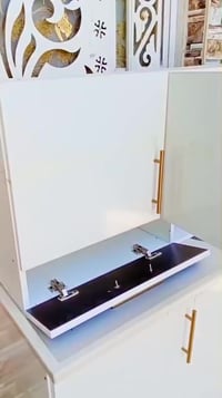 كاونتر • مستعمل قليل • شبه جديد