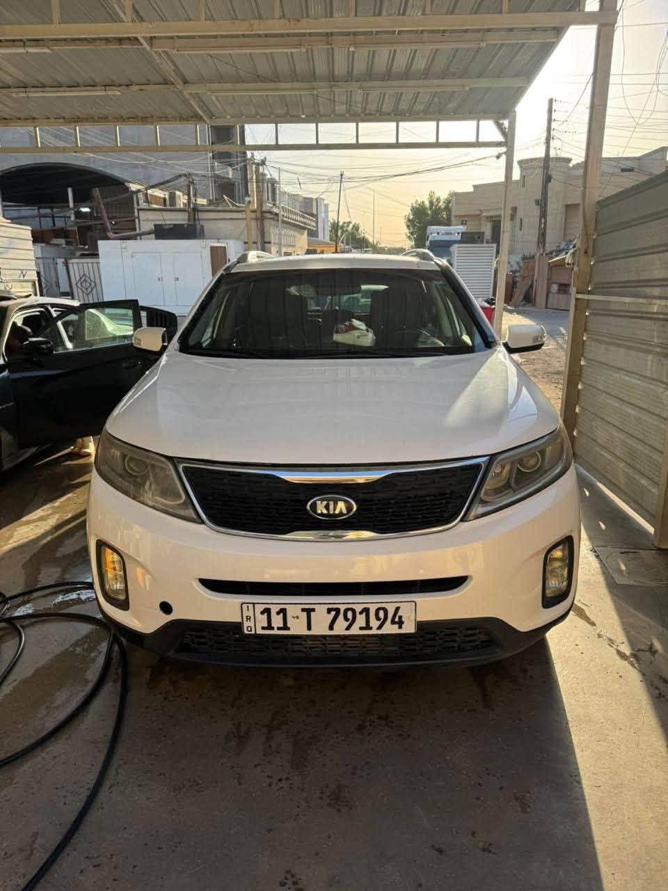 السلام عليكم سورنتو لبيع موديل 14 خمسه راكب رقم بغداد بسمي اربعه سلندر السعر 125 وبيه مجال 
***********

