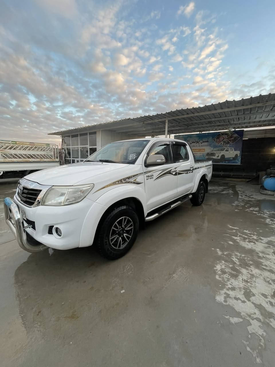 تويته هايلوكس فور ويل 
موديل 2013 
رقم اربيل 
كير عادي 
محرك ما مفتوح 
بدون صبغ 
السعر 225 
مكان السياره اربيل ناحية الكوير 
الاستفسار 📞 ‭0771 230 8124‬
