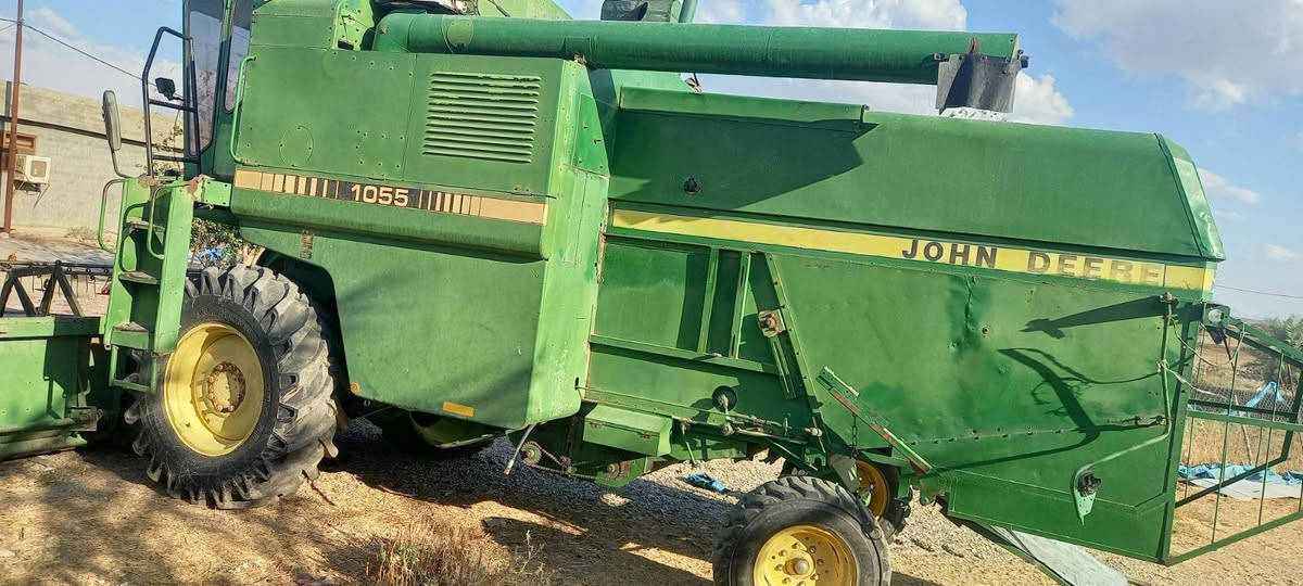 بۆفرۆشتن دەڕاسە جوندێر مۆدێل۱۹٨٥ مەکینە و گێڕو بەشەرت وتەبەڵە ۱٤یە ومەنەفێسی ئەسڵییە هەر چوار تایەی تازەیەو جامخانەی دەسکردەو سپلێتی بۆ دانراوە 
***********
***********
شوێن . شارەزور
